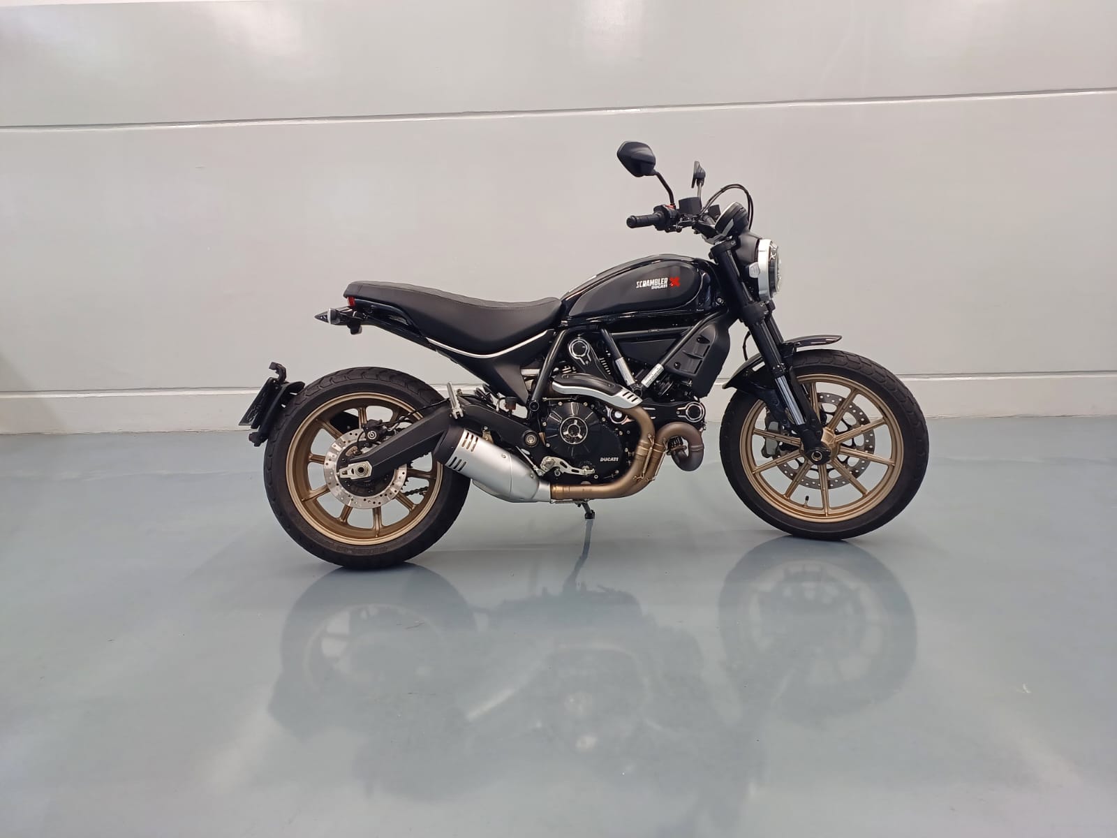 SCRAMBLER ICON 800cc